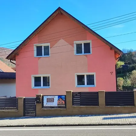 홈스테이 U Karin *