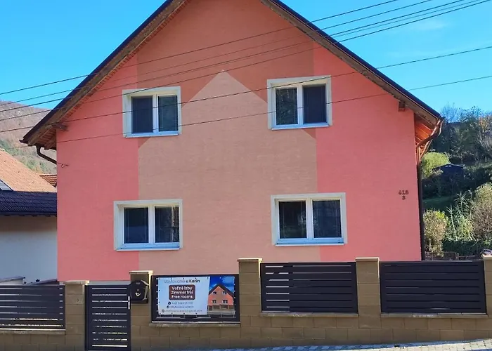 Δωμάτια σε οικογενειακή κατοικία U Karin *